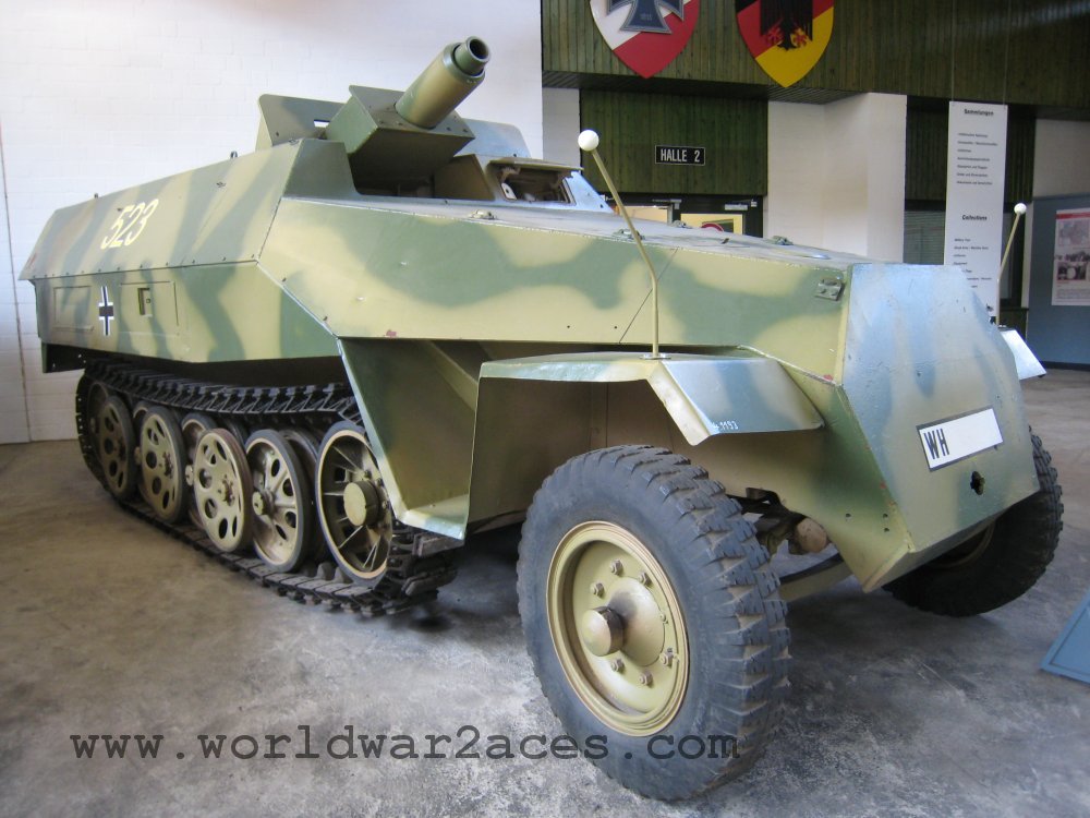 German Hanomag Stummel - Ausf. D (Sdkfz 251/9)